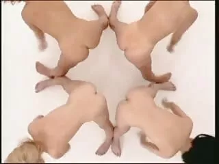 Trio pornofilmsgratis op een zieke dag