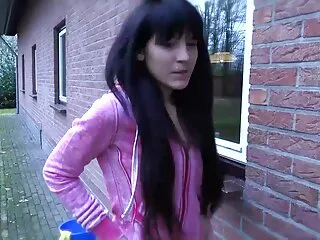 Young Libertines - Katty West - Schatje met piercing rauw geneukt pornofilmsgratis