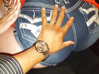 Dikke vette Calista Roxxx stuitert haar gratis porno movies enorme kont terwijl ze een lange lul opzet