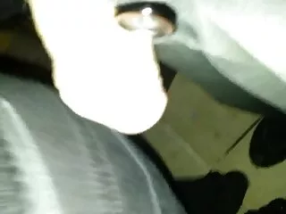 Twee geklede sletten genieten massage pornofilm van pijpbeurt 3some