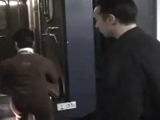 Sperma Swap Sperma hongerige meiden huilen en schreeuwen om sexfilme gr dat melkachtige zaad