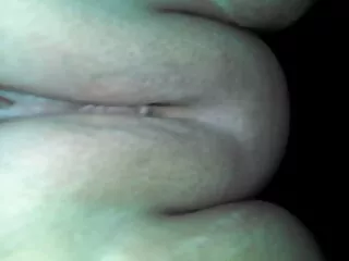 Sexy xxxn pornos kleine babe zuigt en berijdt grote lul