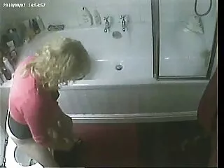 Tieners houden van zwarte pikken - Artistieke noir-seks lesbische pornofilm